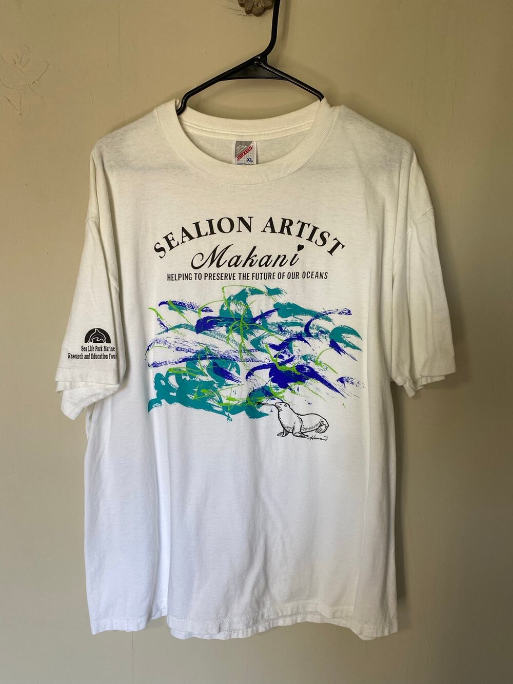 Jerzees 100% Cotton Vintage Sealion Artist Makani Painting Tee T-Shirt XL